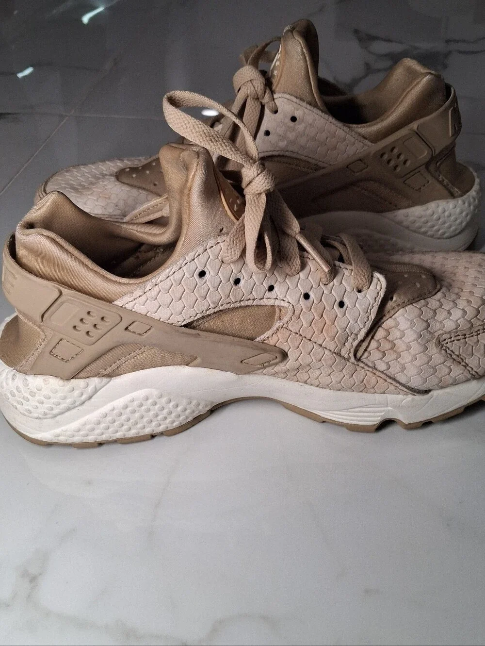 Nike Air Huarache Snakeskin Beige Lace Up Running Sneaker US 9